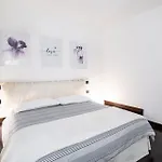 Lovelyhomes Riviera Apartment