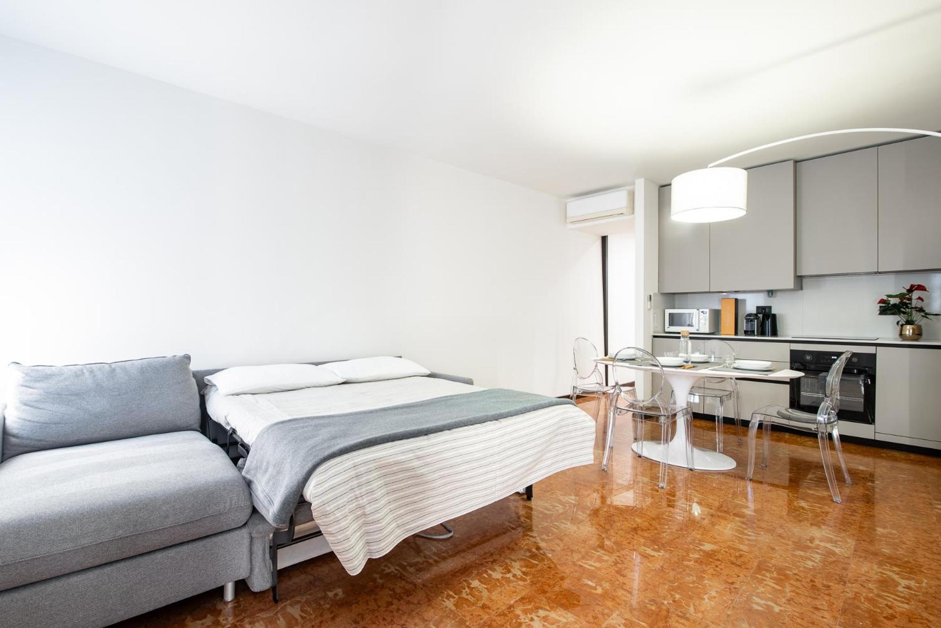 Lovelyhomes Riviera *