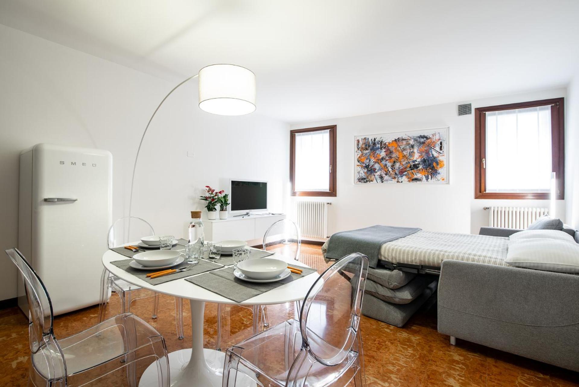 Lovelyhomes Riviera *